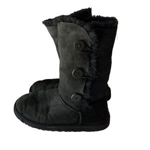 Ugg Bailey button tall ugg boot black